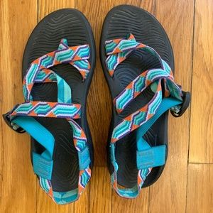 Chaco's!